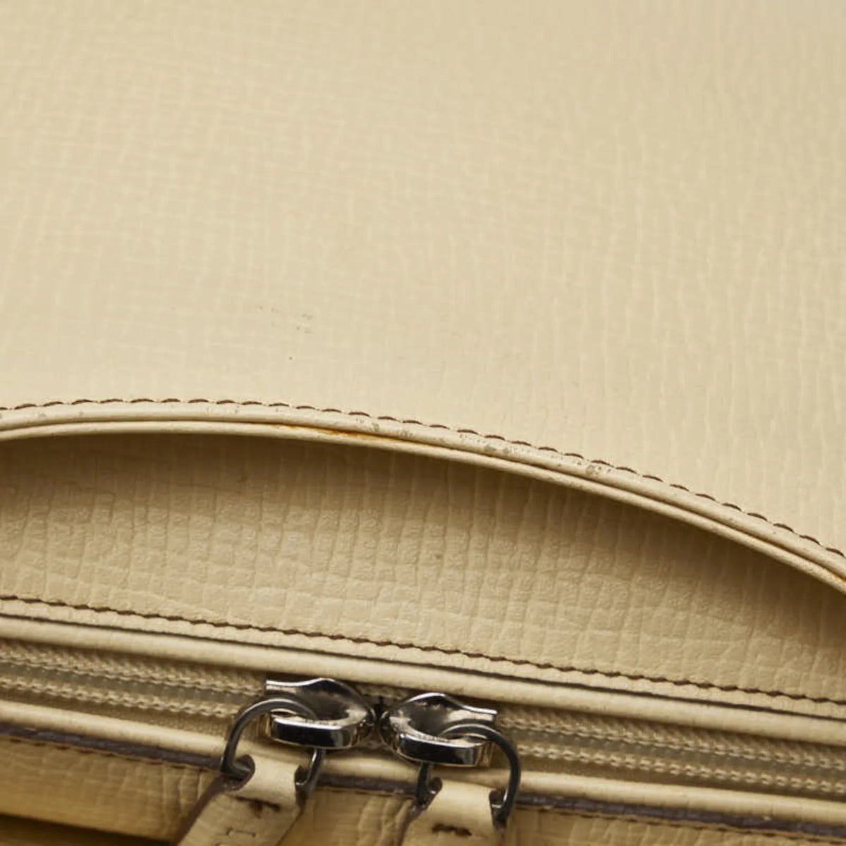 LOEWE Cream Ladies White Leather (Fair) Handbag Yellow Pre-Owned