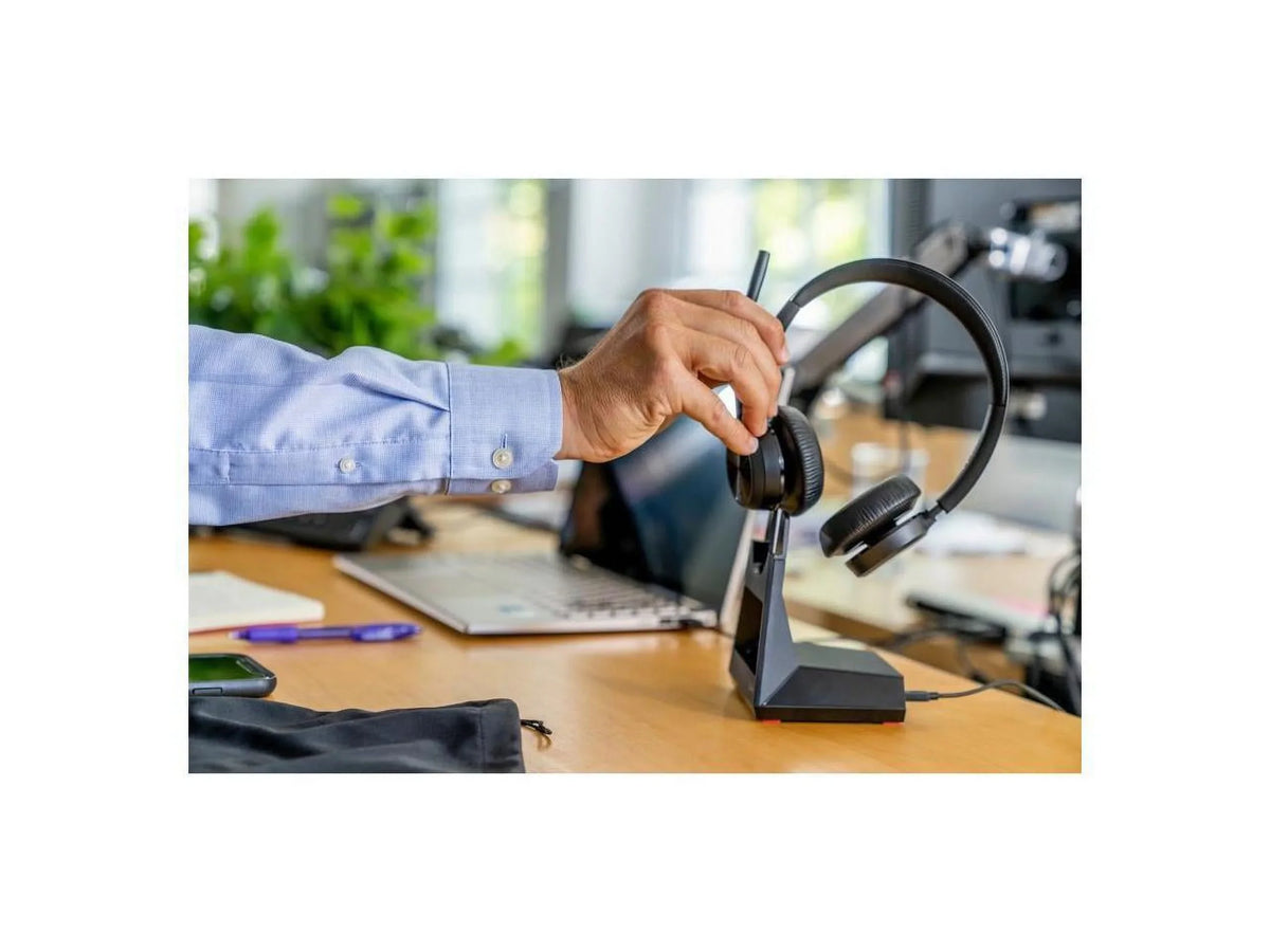 '- Type 20 Stereo, 20 - - - - Cable USB On-ear - - - - Mono Voyager Siri, Type - Poly Wireless - USB Hz Binaural ft Headset 4320 C - 4.92 Assistant Ear-cup 300 ft USB-A kHz Bluetooth Ele... A, -