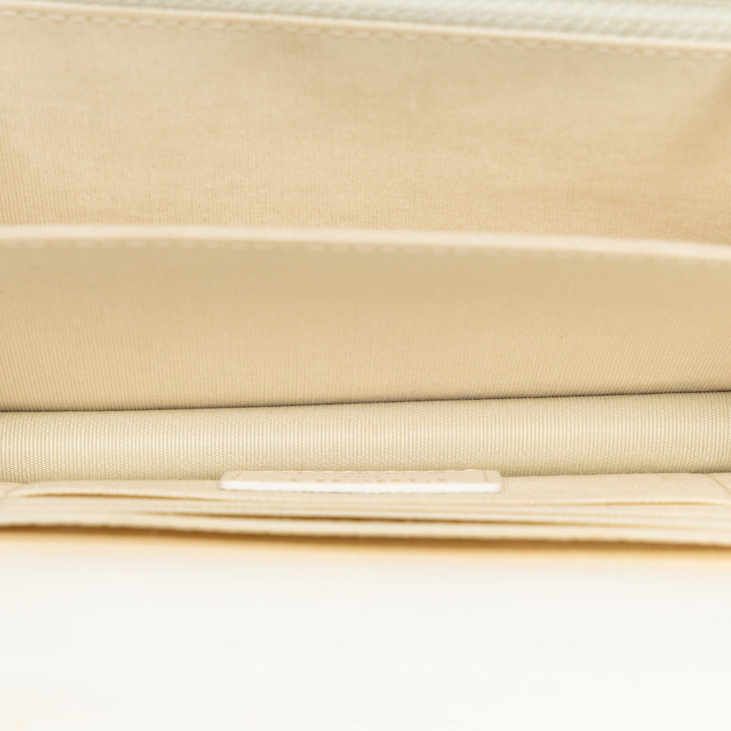 Chain Lambskin Pre-Owned Unisex Romance Bag Wallet On White Leather Crossbody (Good) Authenticated