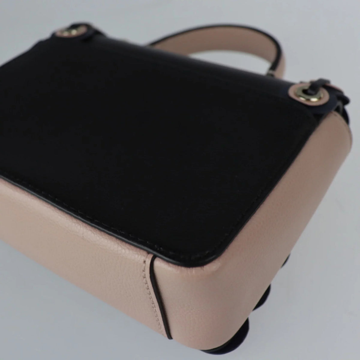 (Good) shoulder grommet Spade black Patternson Pre-Owned handbag punching WKRU5899 bag gold leather Kate beige drive hardware pink 2WAY Maisy