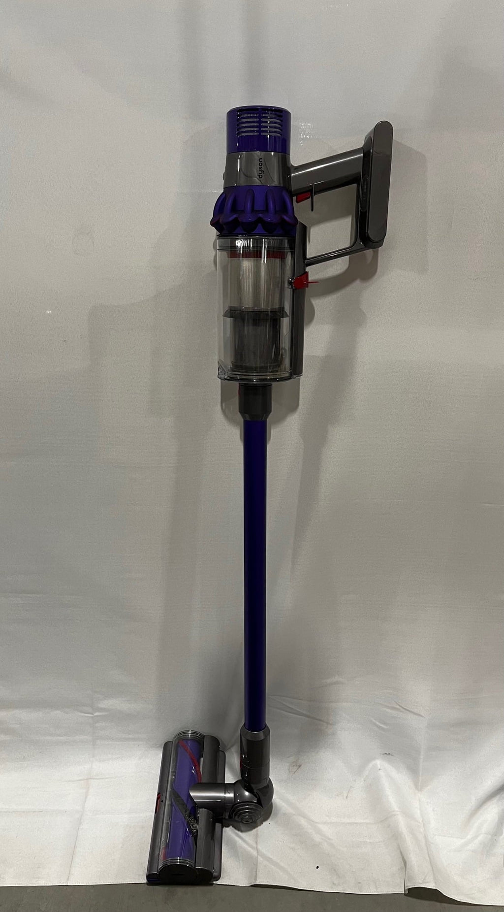 Cordless PURPLE Cleaner SV12 + Box V10 - Dyson Vacuum Animal Open