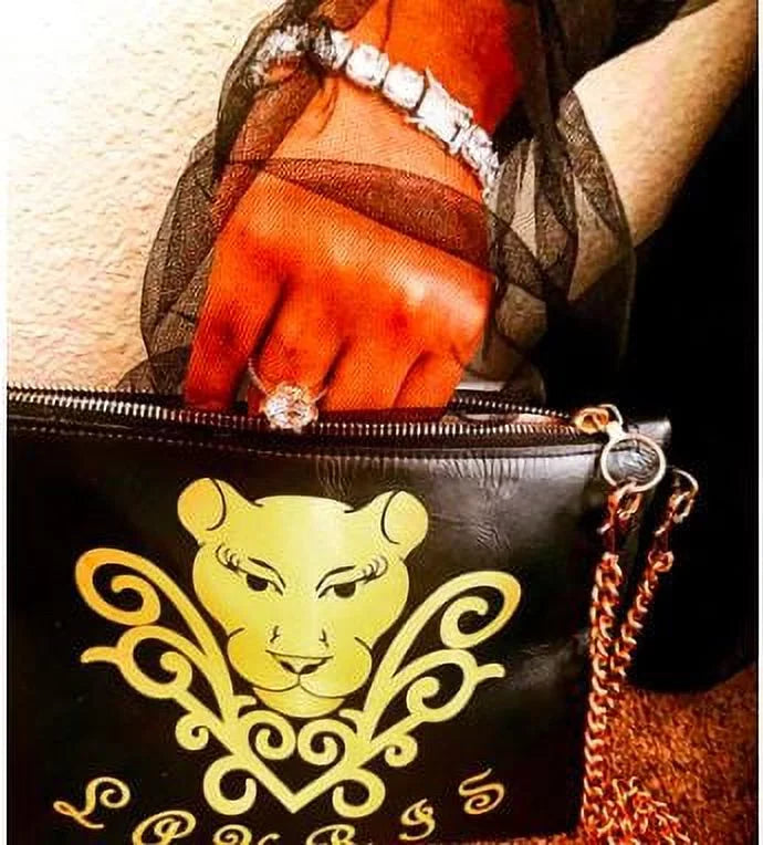 Logo Lauris Couture Purse