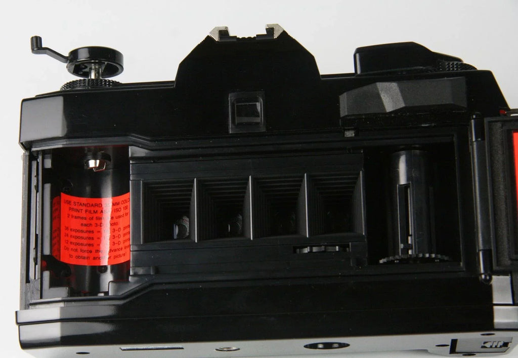 '- - Animated 3D Case gif Nishika N8000 w/ Original tested/functioning Camera - Stereo