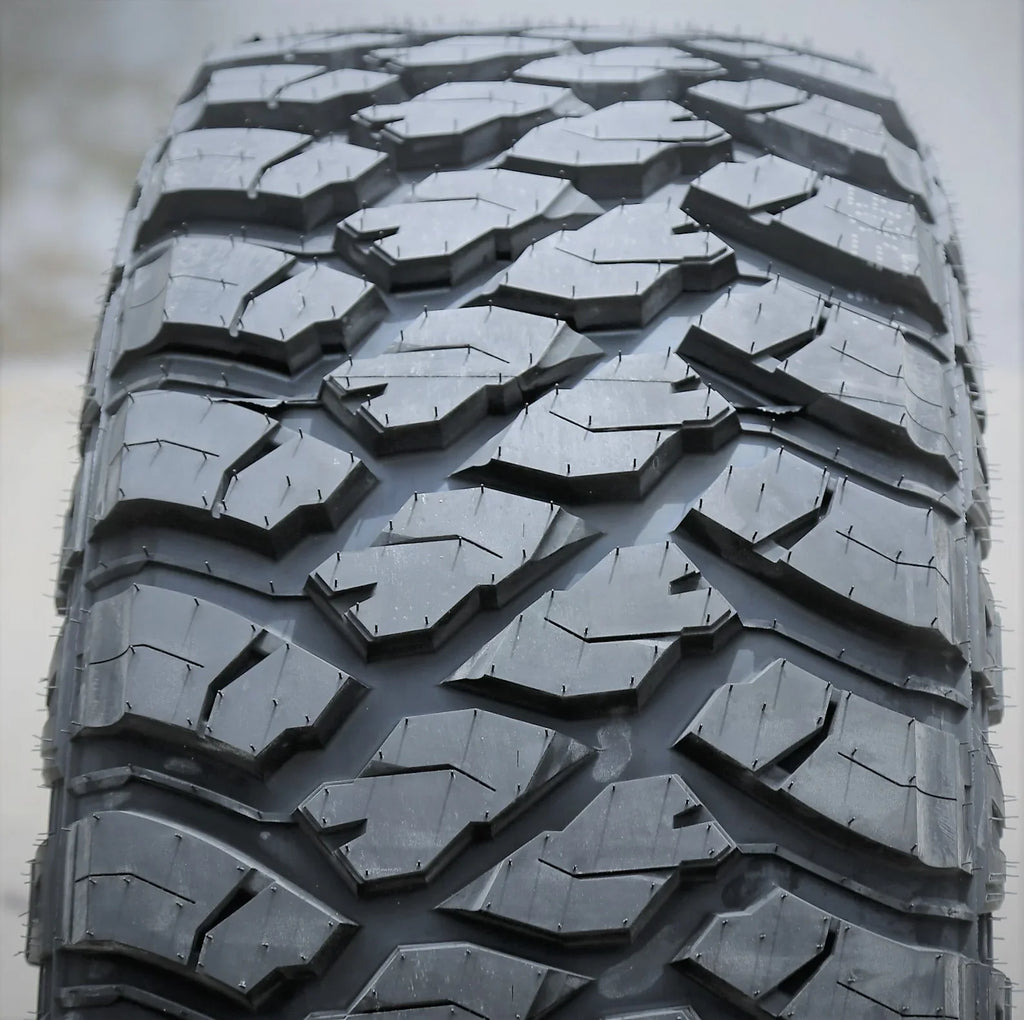 Load Mud M/T Roverclaw 10 I MT Ply Tire E 305/70R17 LT Atlander