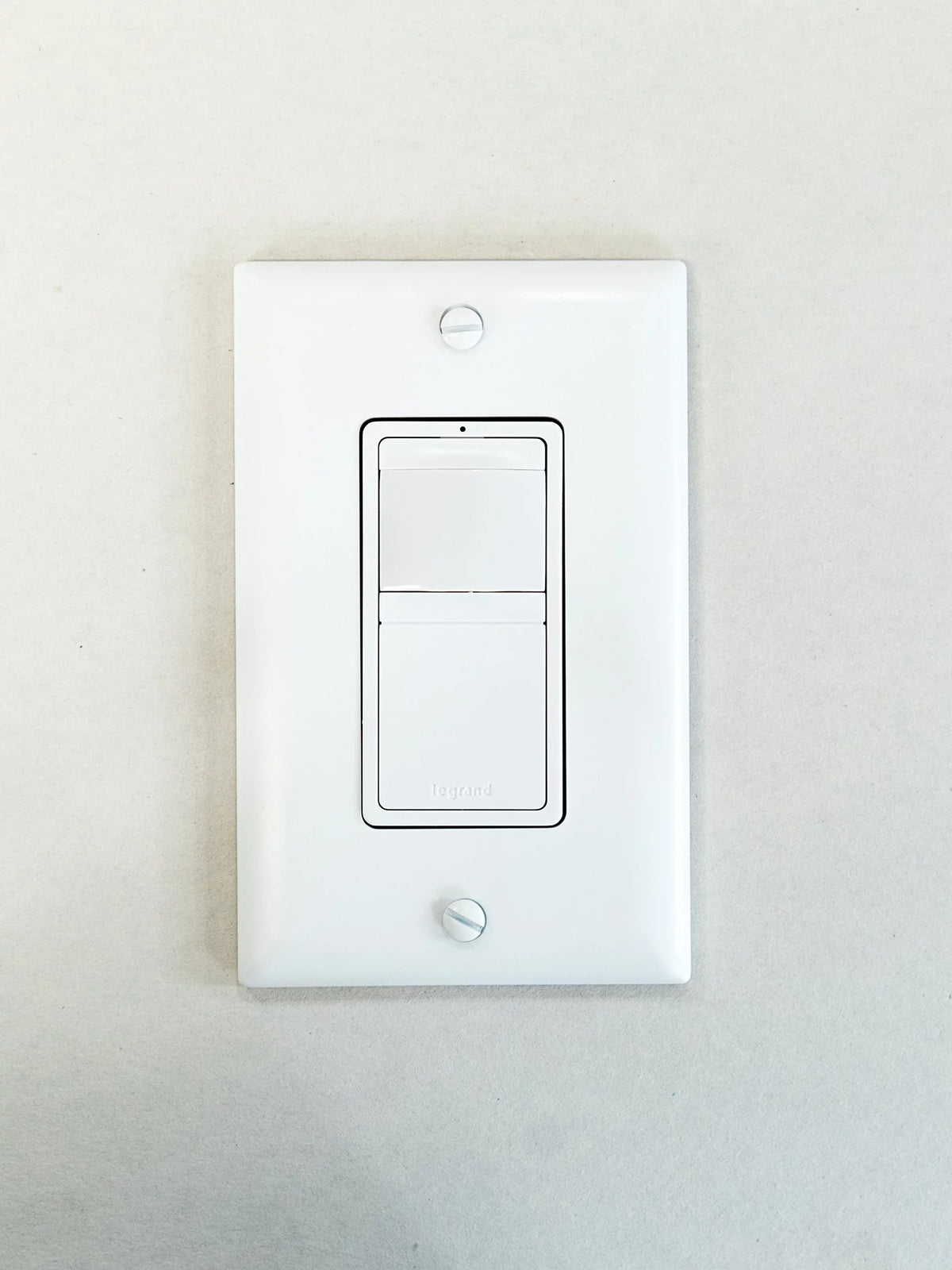 15 pk Radiant amps White Switch Ivory, Motion Light 1 Legrand Sensor Almond,