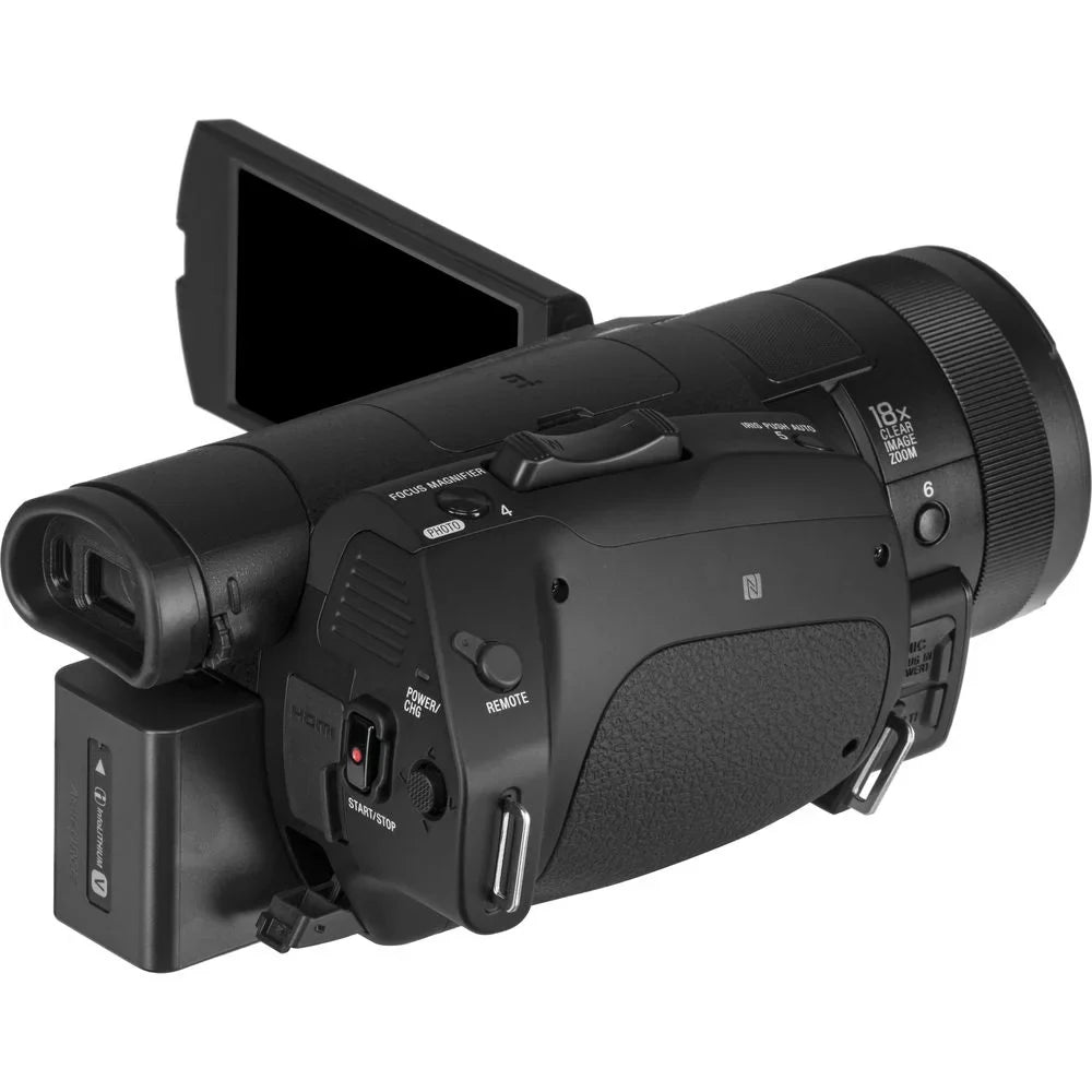 HD 2 Charger Handycam Memory 128GB Batteries Case and + Card 4K M Extra Camera Video FDR-AX700 Camcorder + + +