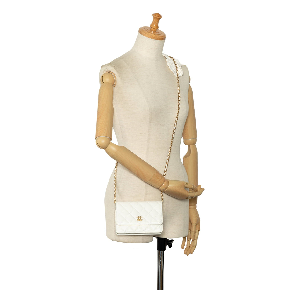 Chain Lambskin Pre-Owned Unisex Romance Bag Wallet On White Leather Crossbody (Good) Authenticated