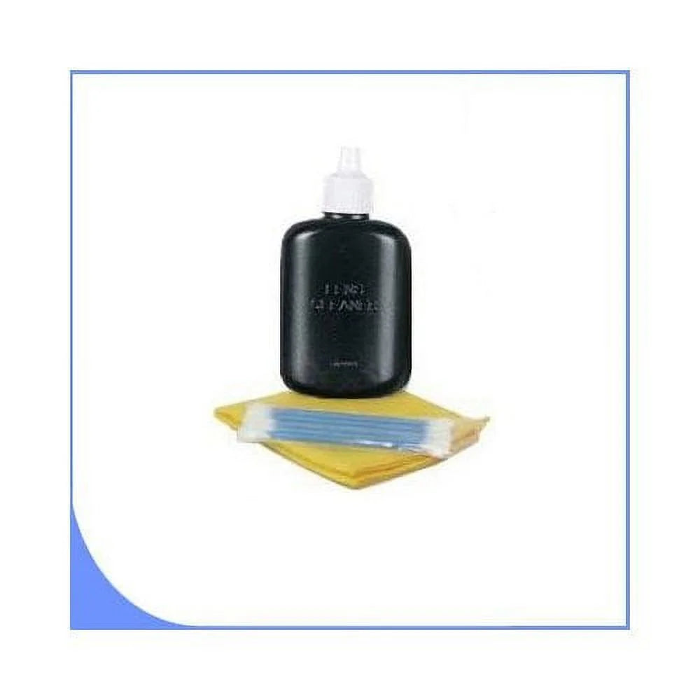 SDHC LCD Saver Point Camera Card + Kodak Deluxe Memory Reader + Case & Shoot Scree USB w/Strap (32GB Accessory + Bundle