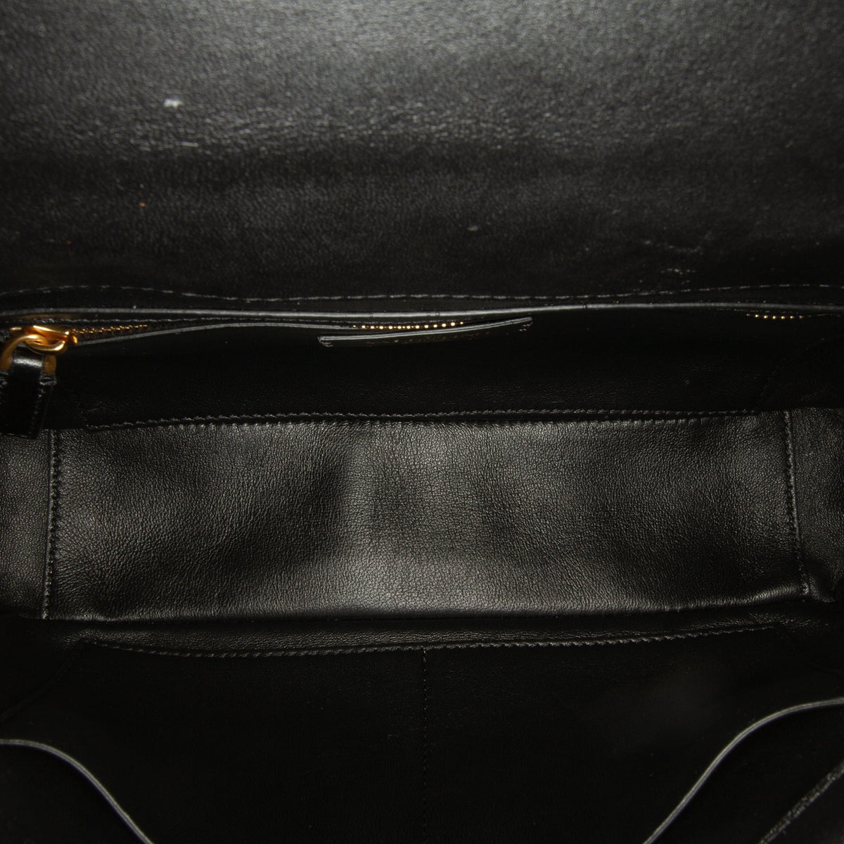 Pre-Owned Roman Stud (Good) Valentino Authenticated Leather Medium Unisex Satchel Black Calf